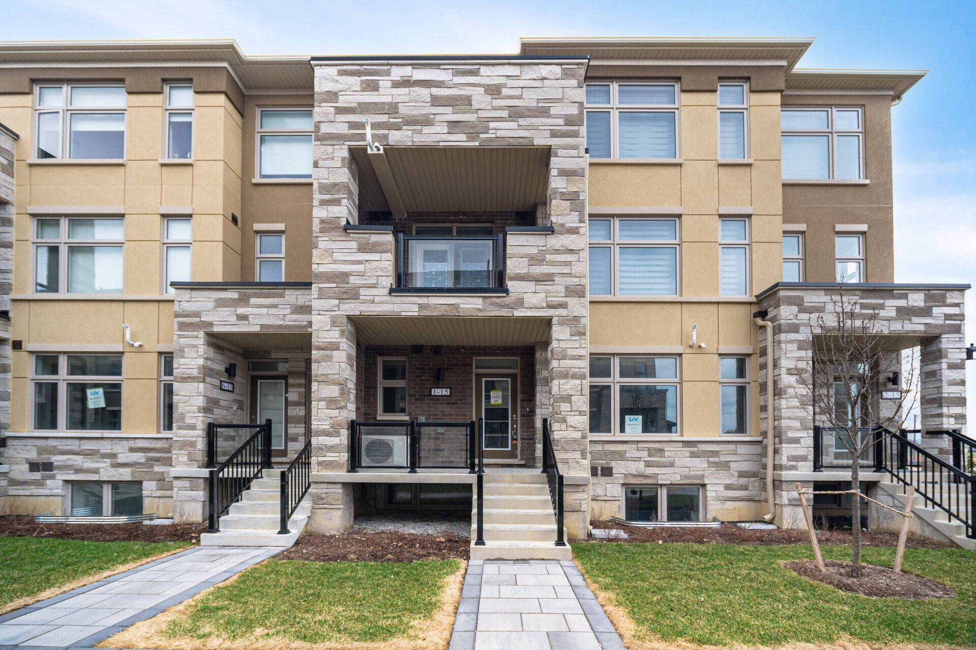 Brampton, ON L6R 0A7,15 Fieldridge CRES #unit 1