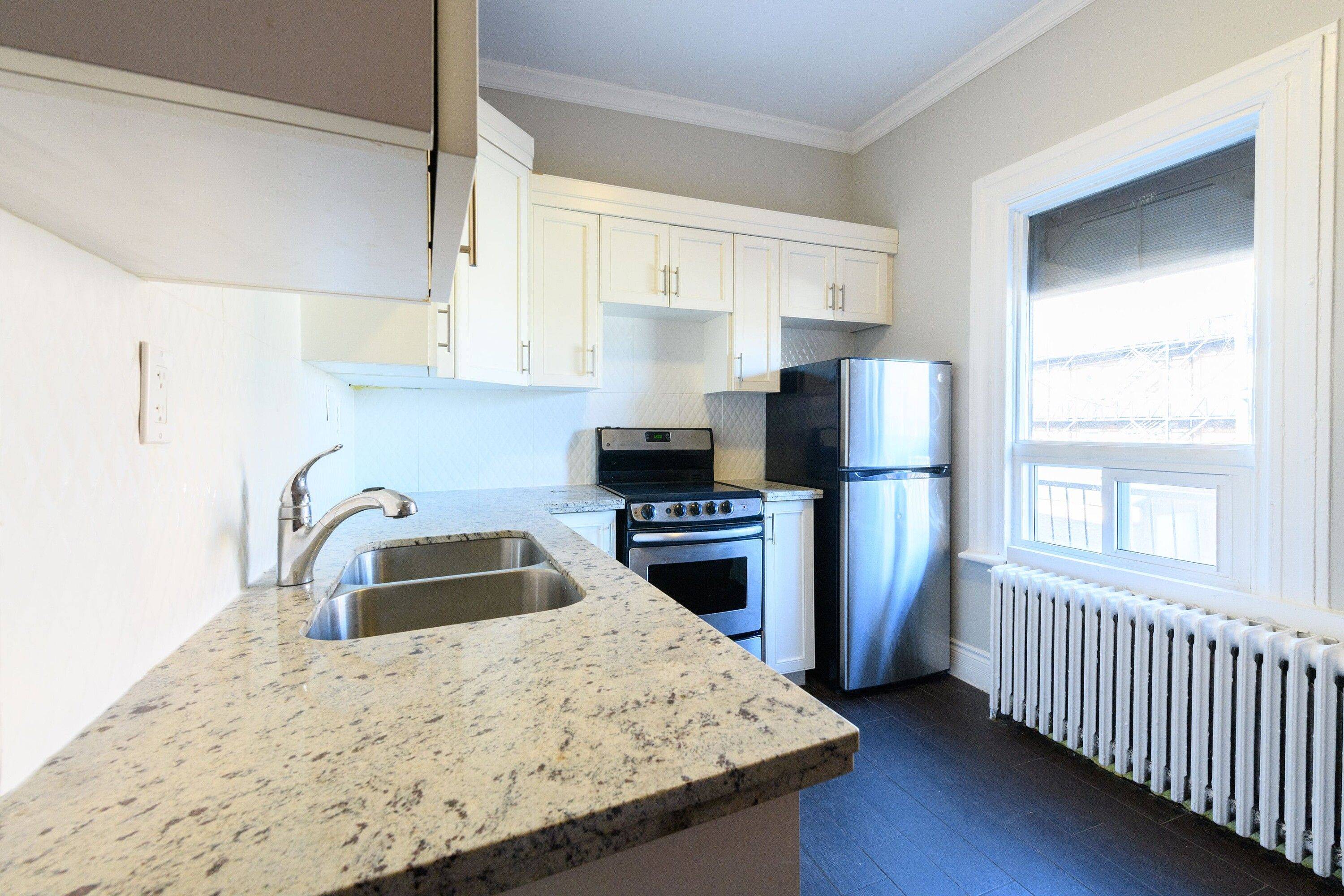 Hamilton, ON L8N 1C7,477 King ST E