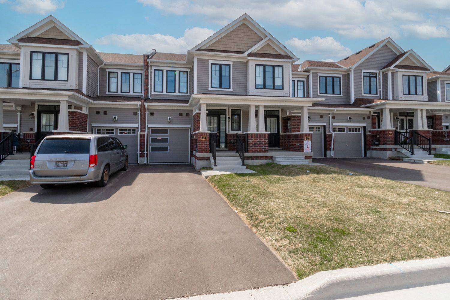 Barrie, ON L9J 0V9,15 Rochester DR