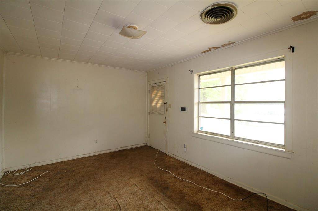 Minden, LA 71055,103 N Fairview Street