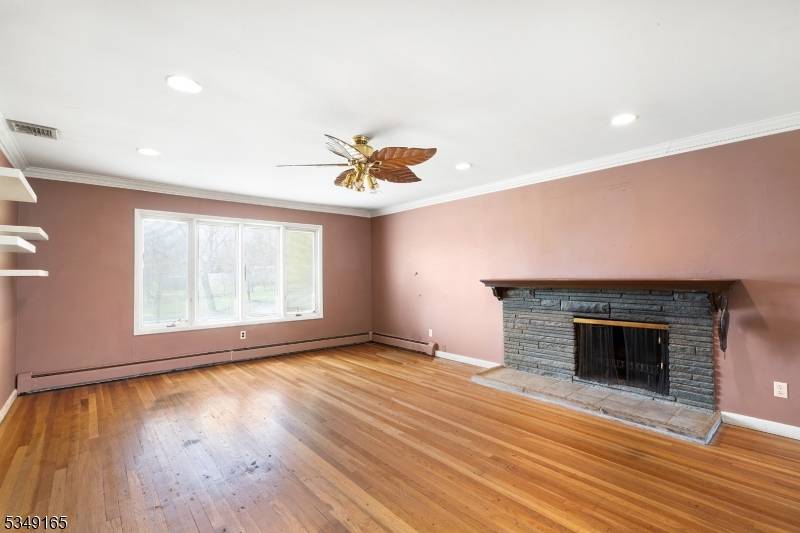 Glen Rock Boro, NJ 07452,44 Spottswood Rd