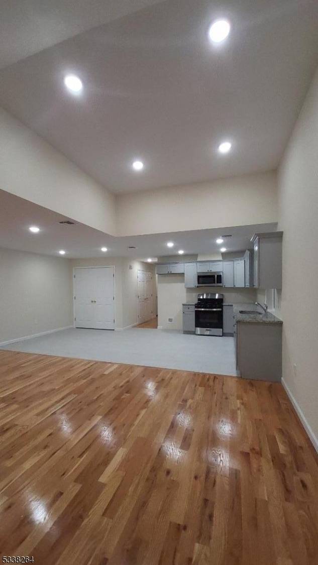 Newark City, NJ 07103,487 S 18th St UNIT 2 #2