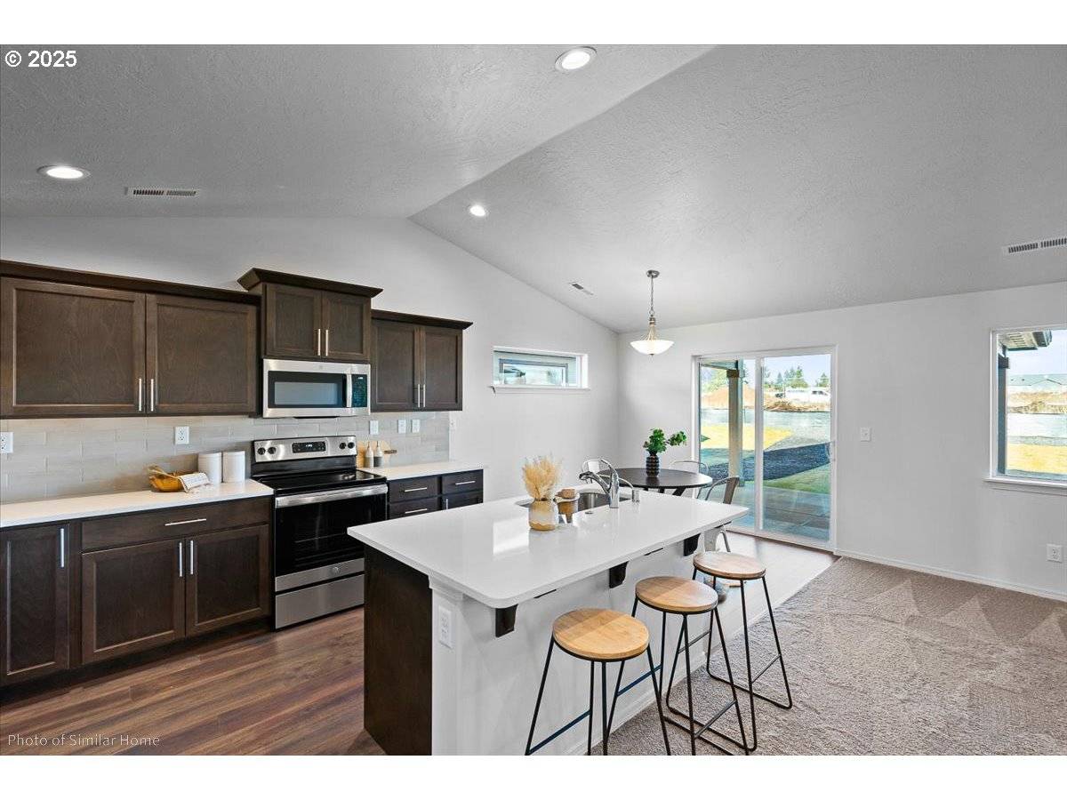 Springfield, OR 97478,5156 Cedar View DR