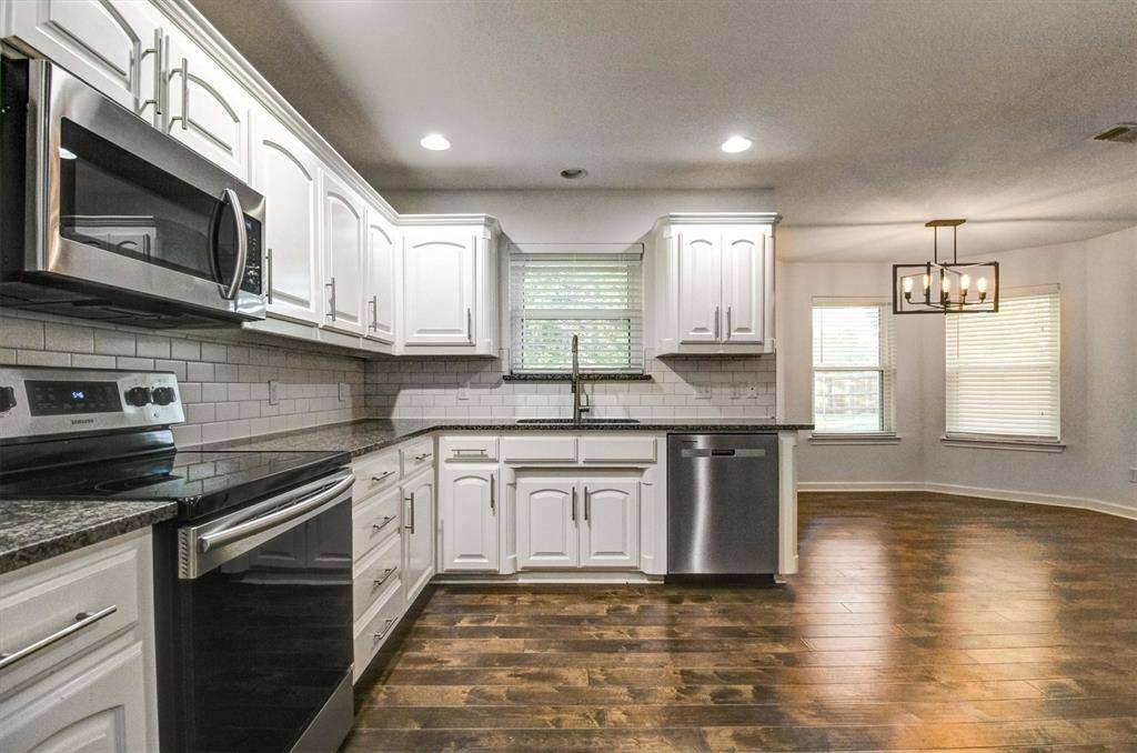 Aledo, TX 76008,208 James Street