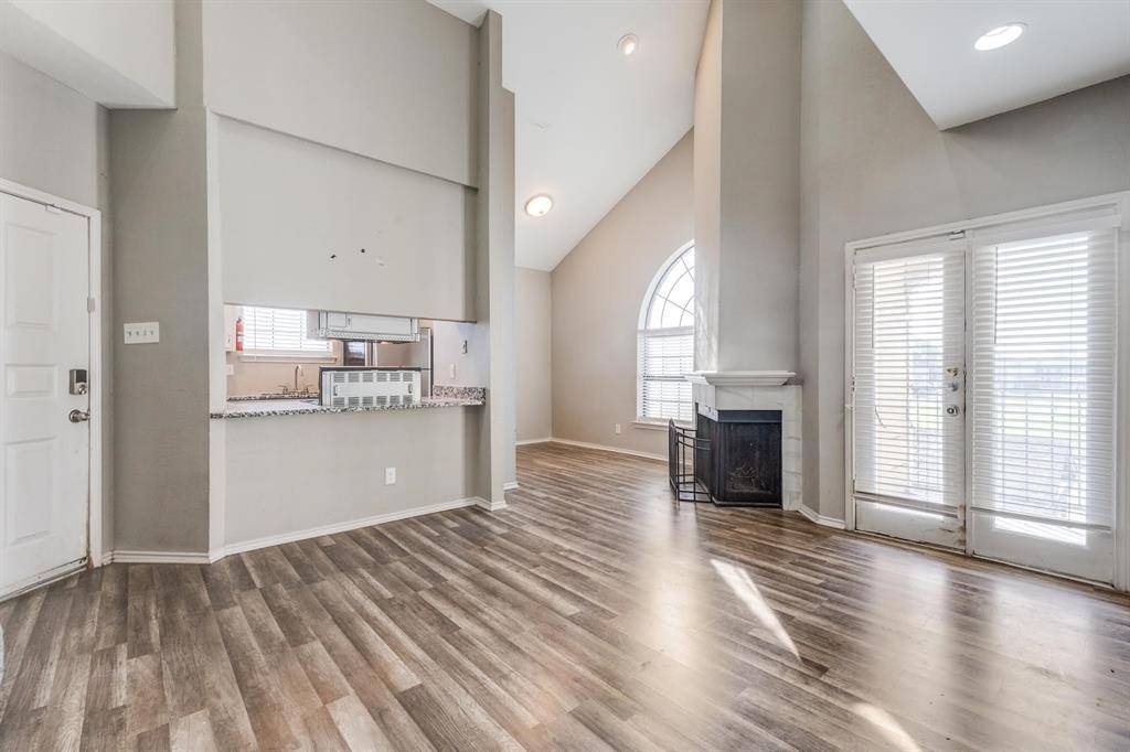 Garland, TX 75043,4434 Point #206