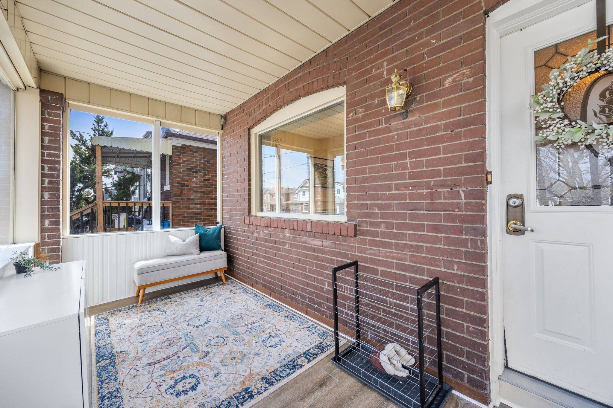 Toronto E06, ON M1N 3L6,76 South Woodrow BLVD
