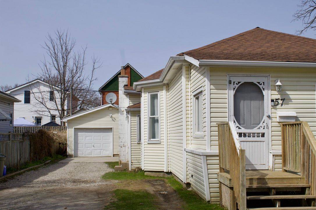 St. Thomas, ON N5P 1L9,57 Malakoff ST