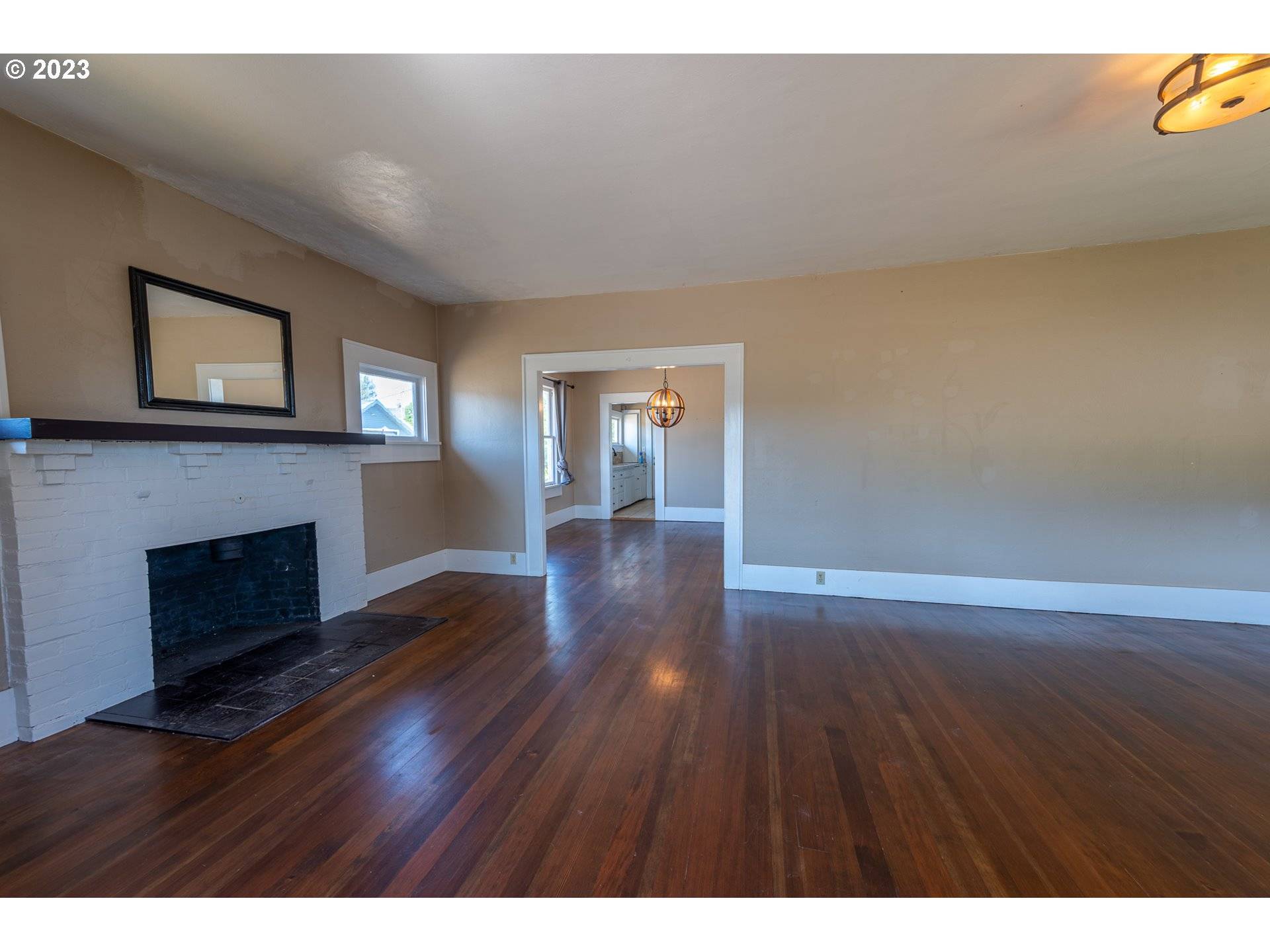 Myrtle Point, OR 97458,803 6TH ST