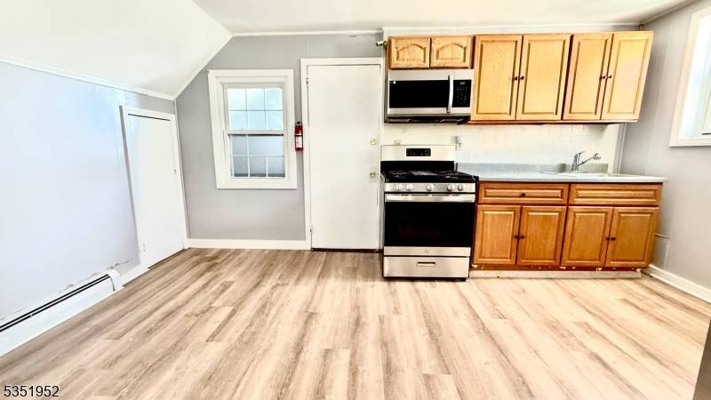 Elizabeth City, NJ 07206,500 Bond St