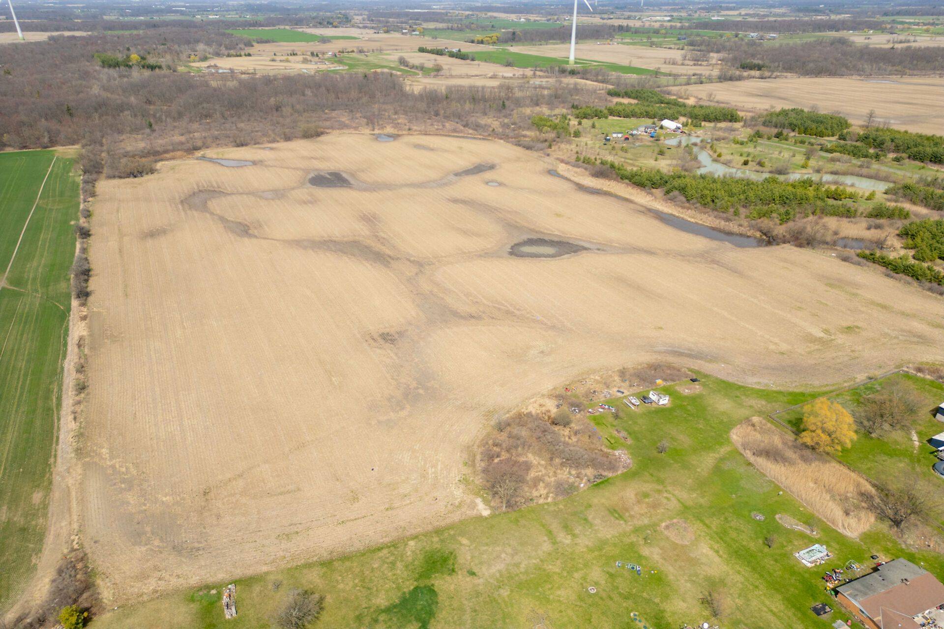 West Lincoln, ON L0R 1Y0,4373 Regional 20 RD