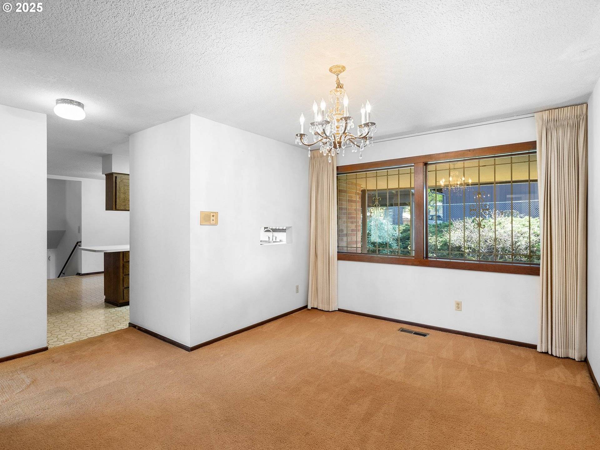 Portland, OR 97230,15416 NE HOLLADAY ST