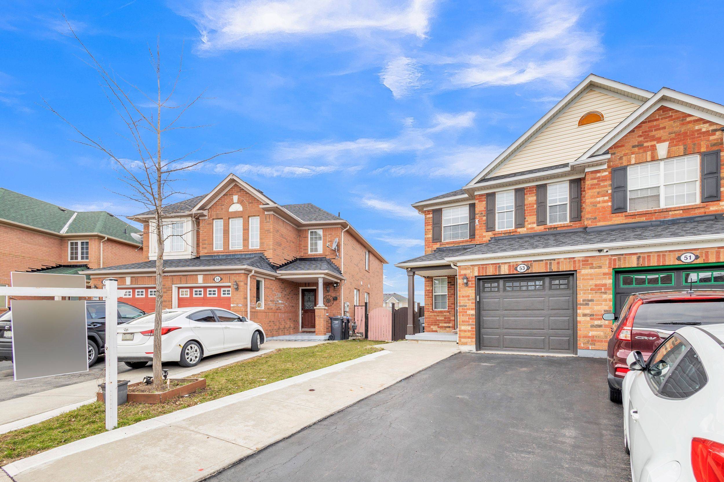 Brampton, ON L6S 0B3,53 Bottomwood ST