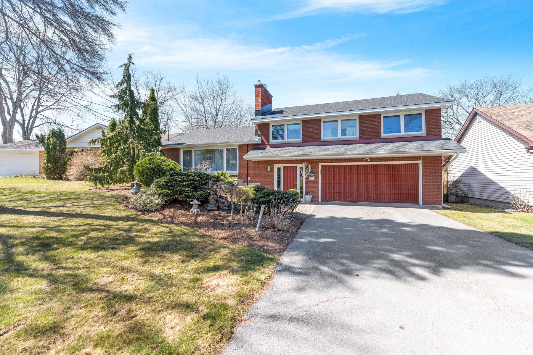 Kingston, ON K7M 1Y6,36 Florence ST