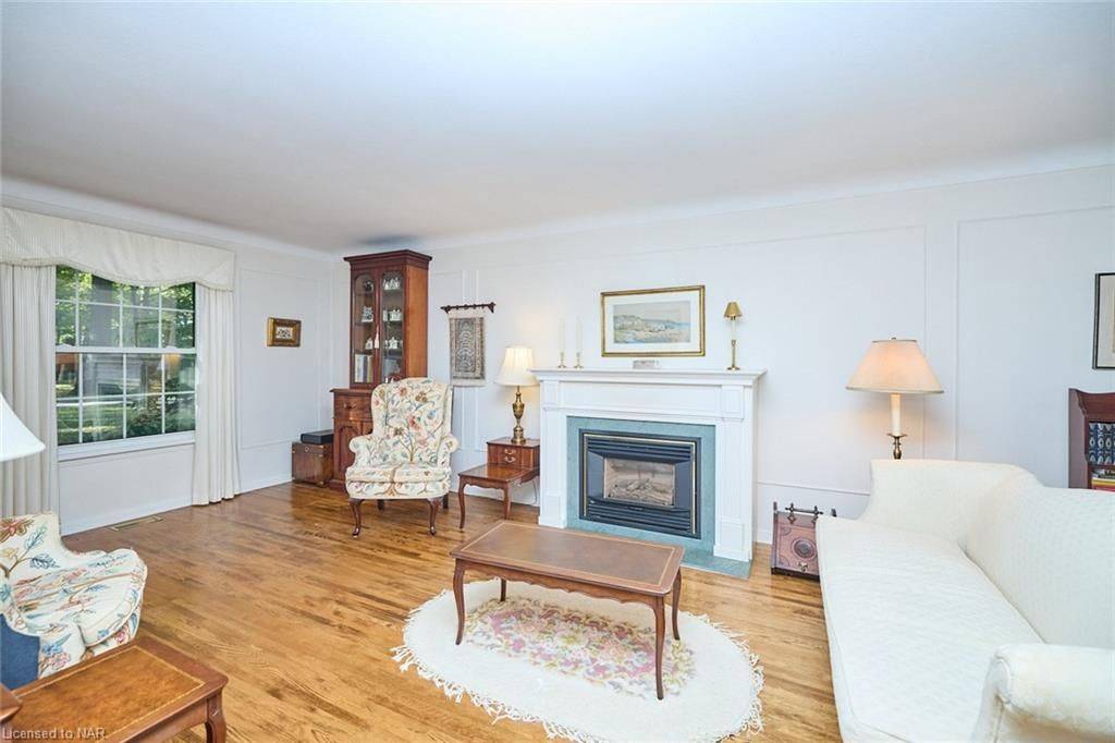 5 OAK LN, Pelham, ON L0S 1E0
