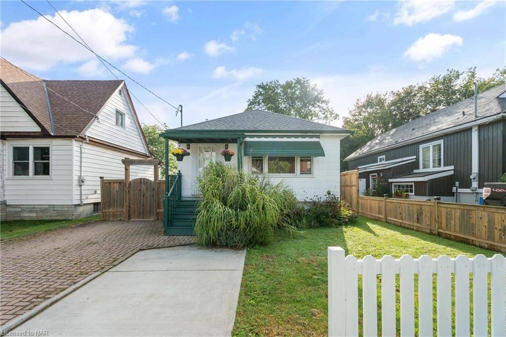 Niagara Falls, ON L2E 4T1,4456 SIXTH AVE