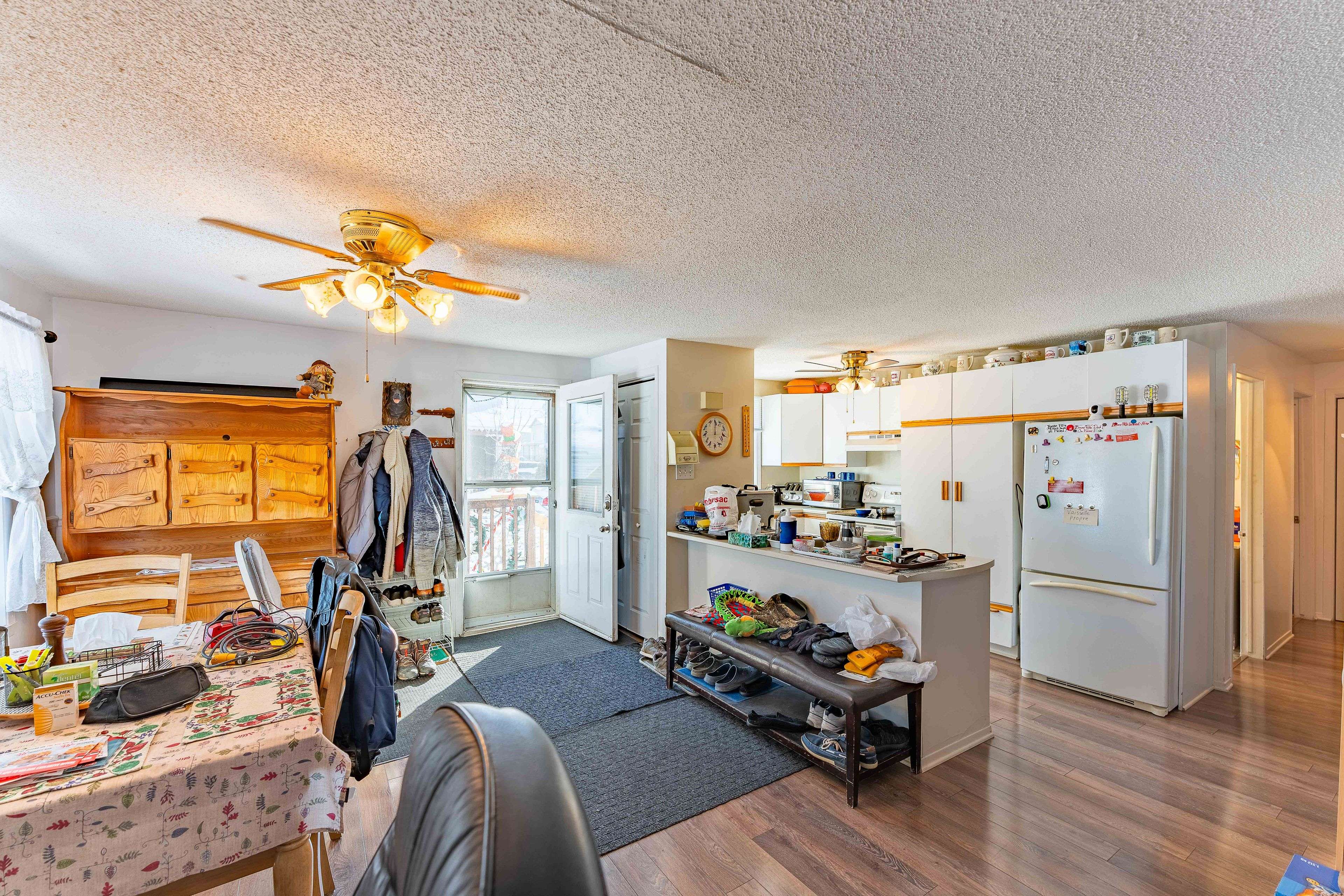 Hawkesbury, ON K6A 1B8,1111 Main ST E