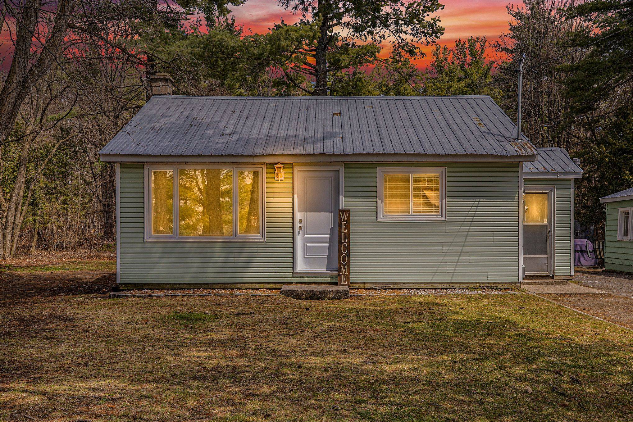 Mcnab/braeside, ON K0A 3L0,542 McLachlan RD N