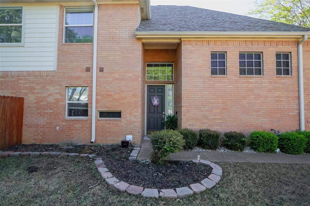 Bedford, TX 76021,2056 Stonecourt Drive