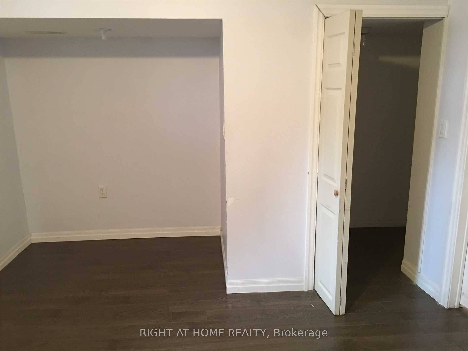 Richmond Hill, ON L4C 2M1,113 Rockport CRES N #BSMT