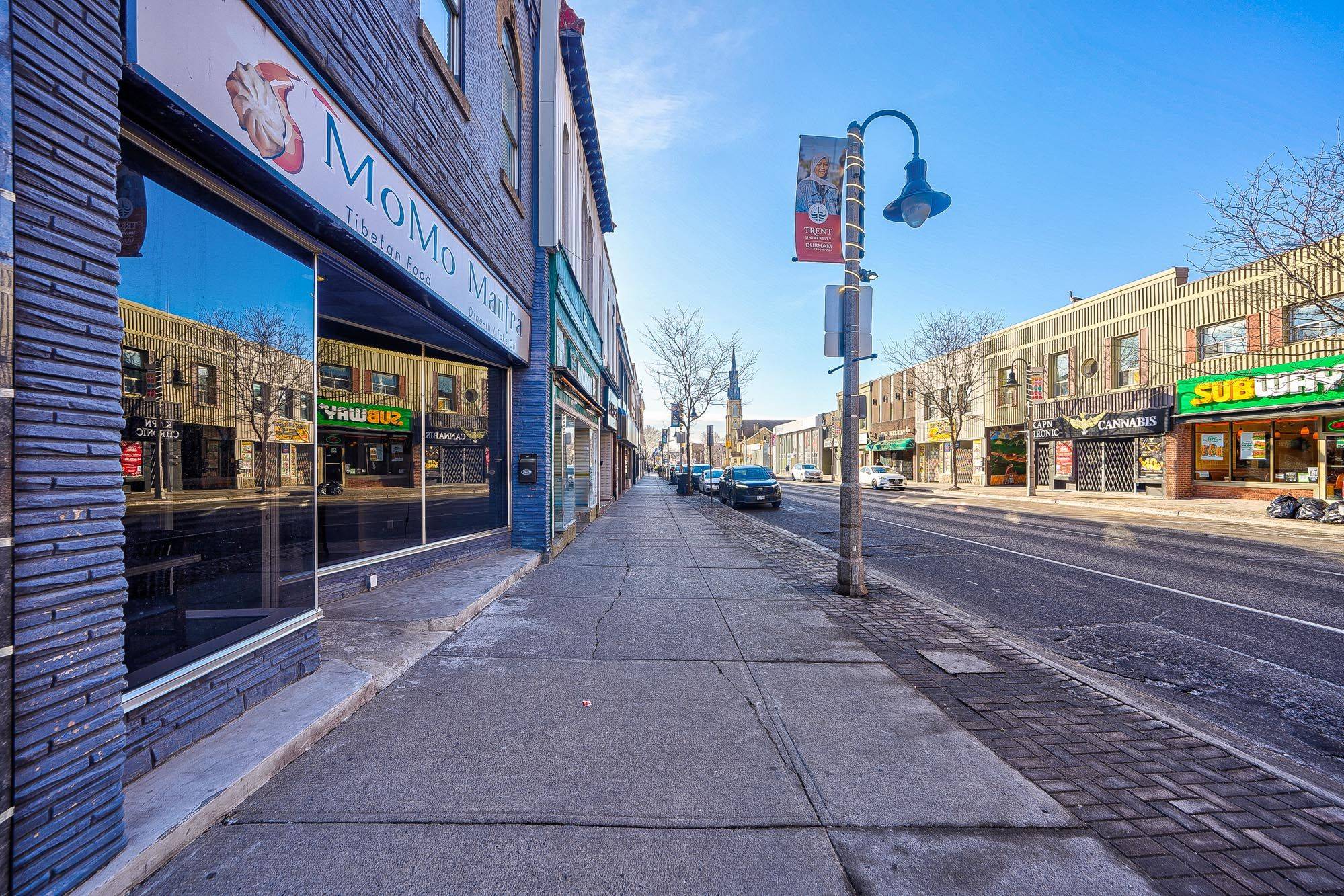 Oshawa, ON L1H 4G1,5 Simcoe ST S