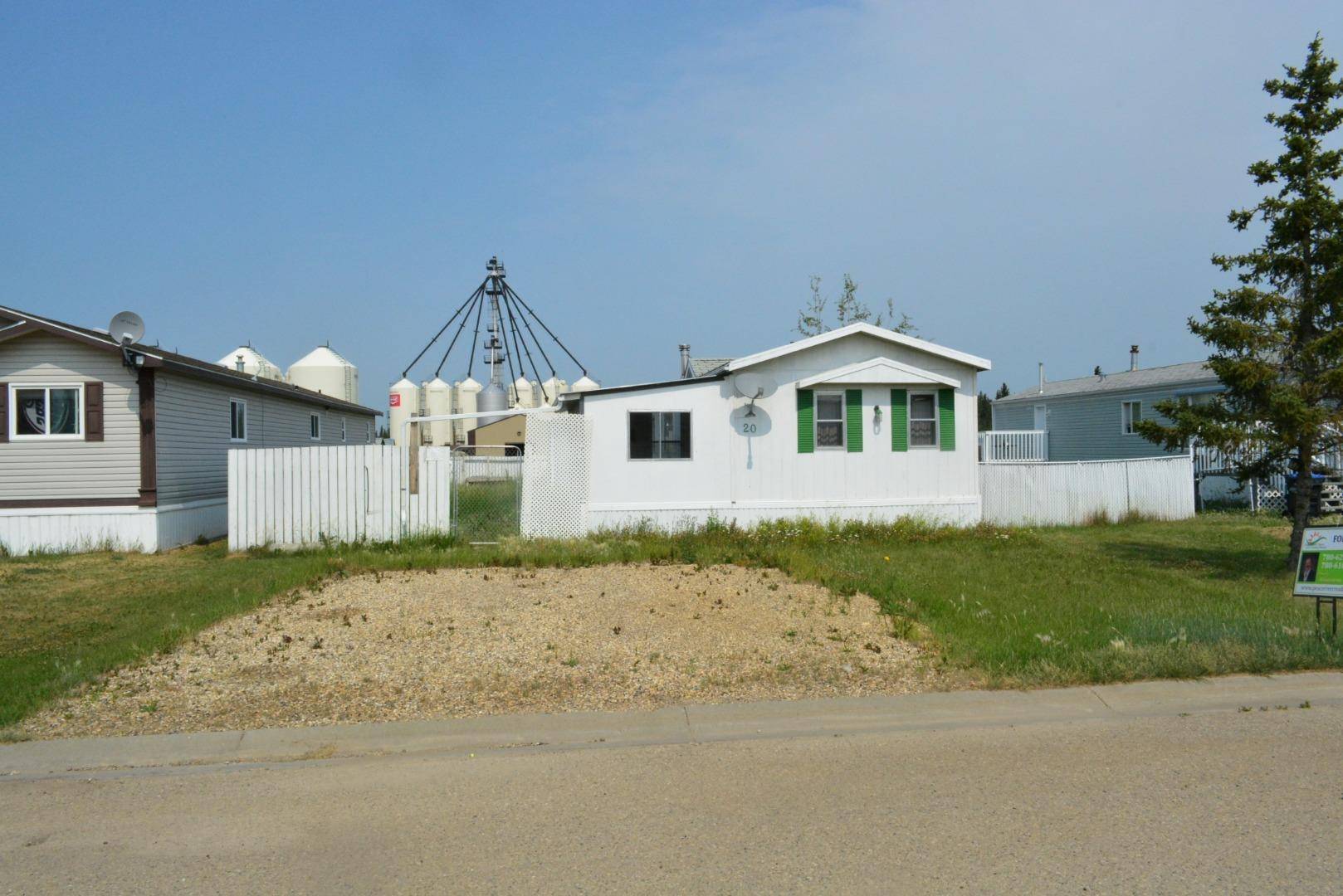 St. Isidore, AB T0H 3B0,20 Des Compagnon AVE