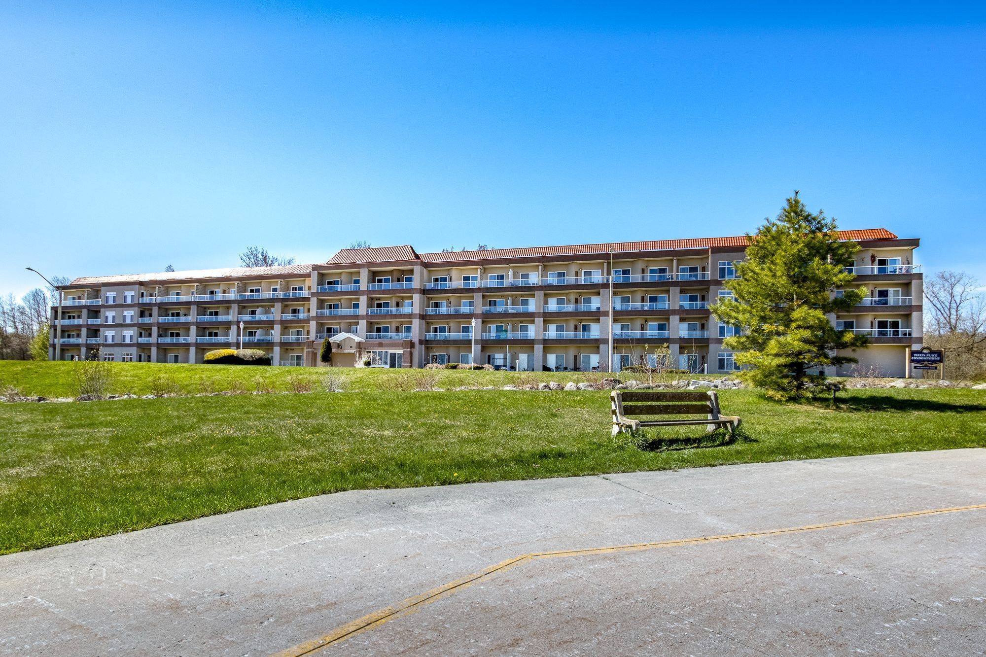Midland, ON L4R 5N4,280 Aberdeen BLVD #413