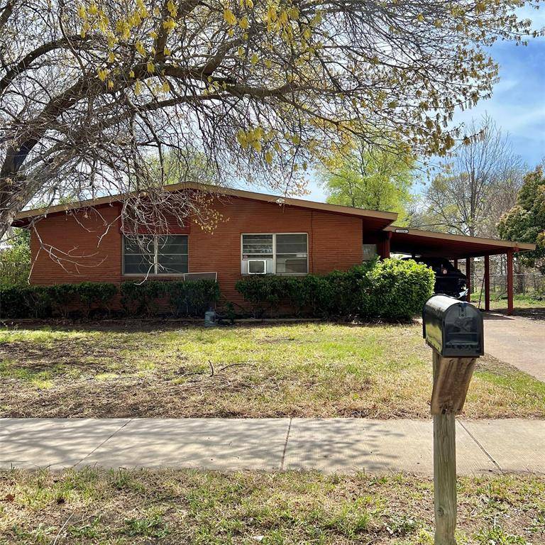 Arlington, TX 76010,2124 Miriam Lane