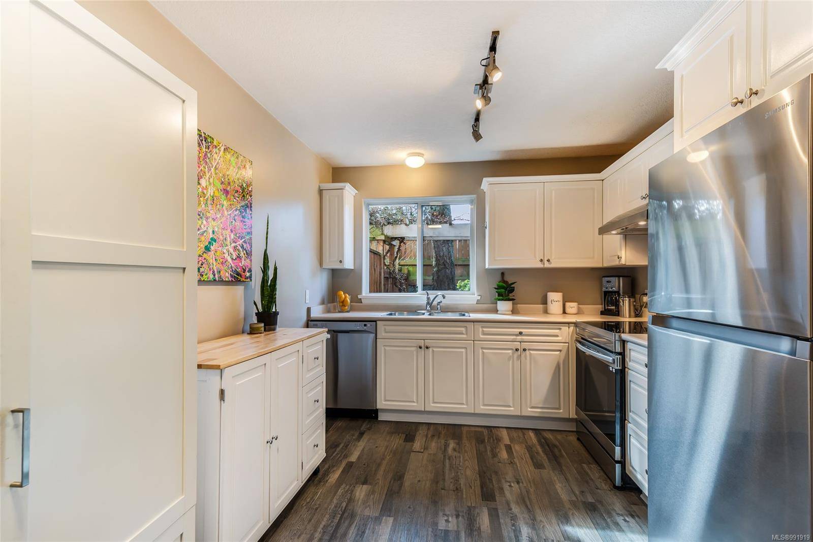Parksville, BC V9P 2G4,290 Corfield St S #5