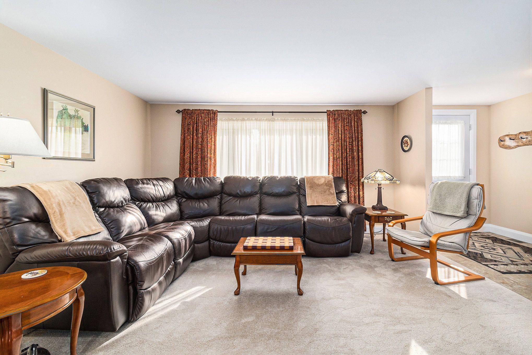 Rideau Lakes, ON K7A 0J4,2 KAVANAGH DR