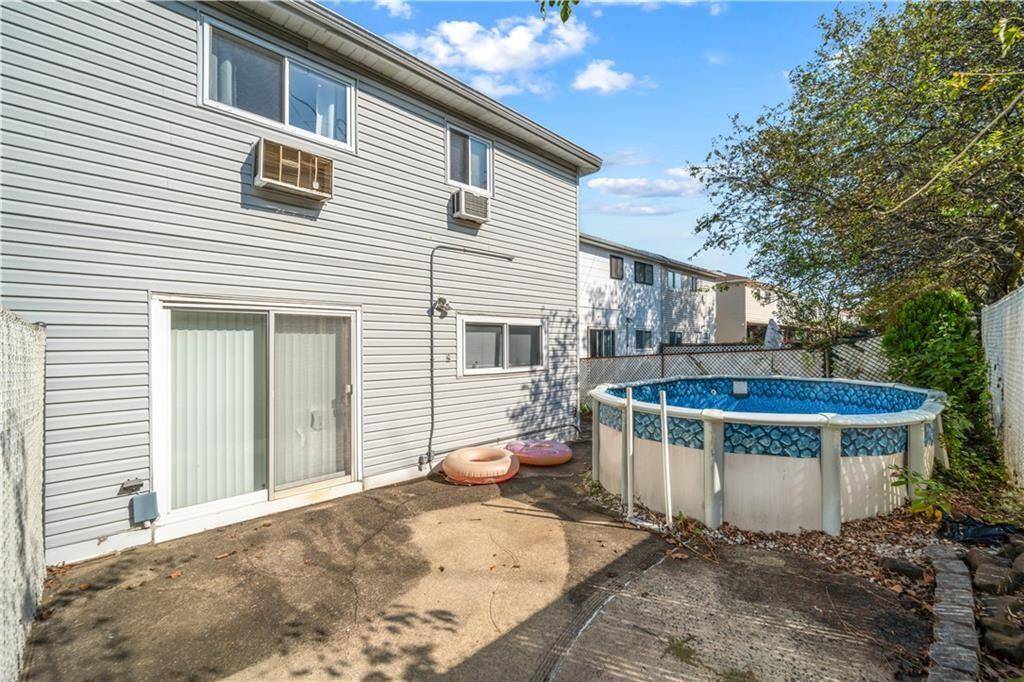 Staten  Island, NY 10308,57 Middle LOOP