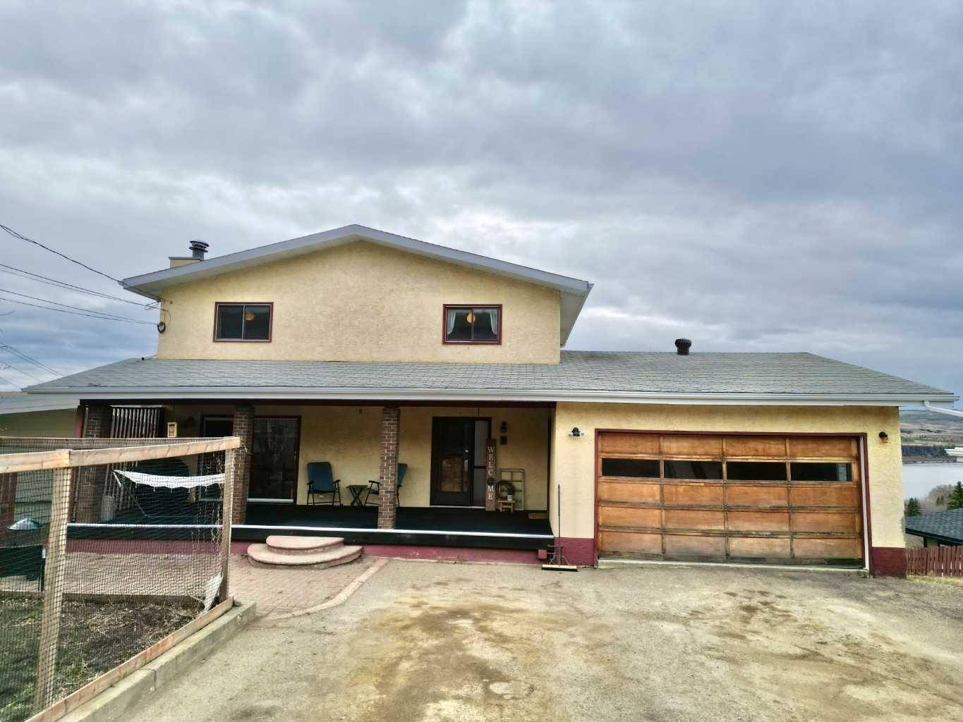 Peace River, AB T8S 1K4,10839 103 ST