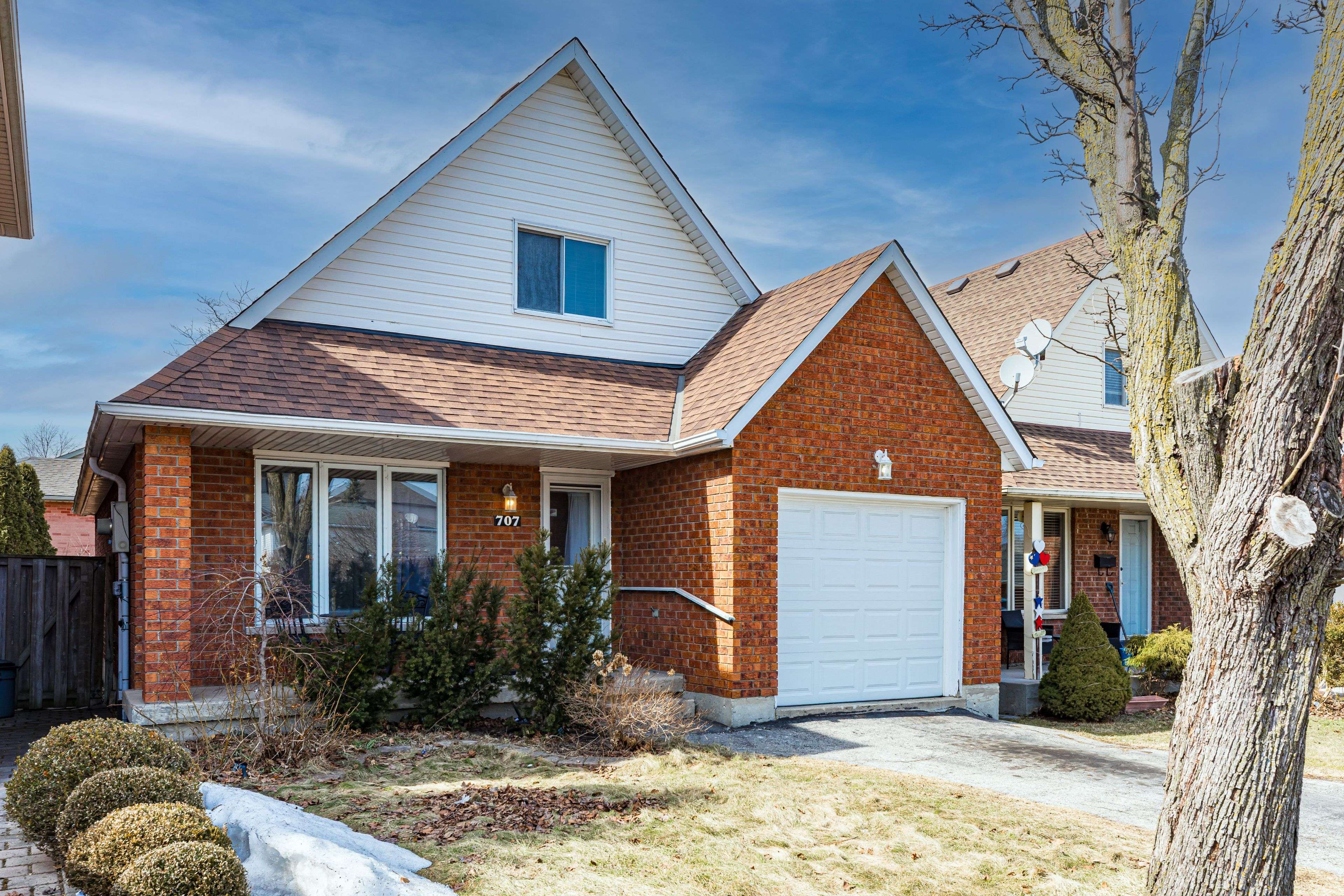 Hamilton, ON L8W 3V2,707 Acadia DR