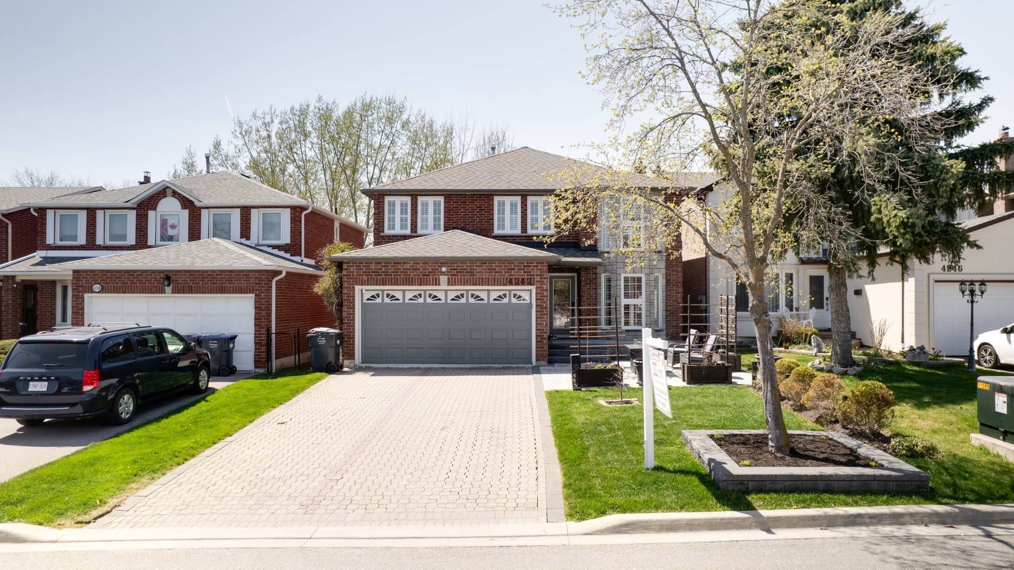 Mississauga, ON L4Z 2T3,4242 Petersburg CRES