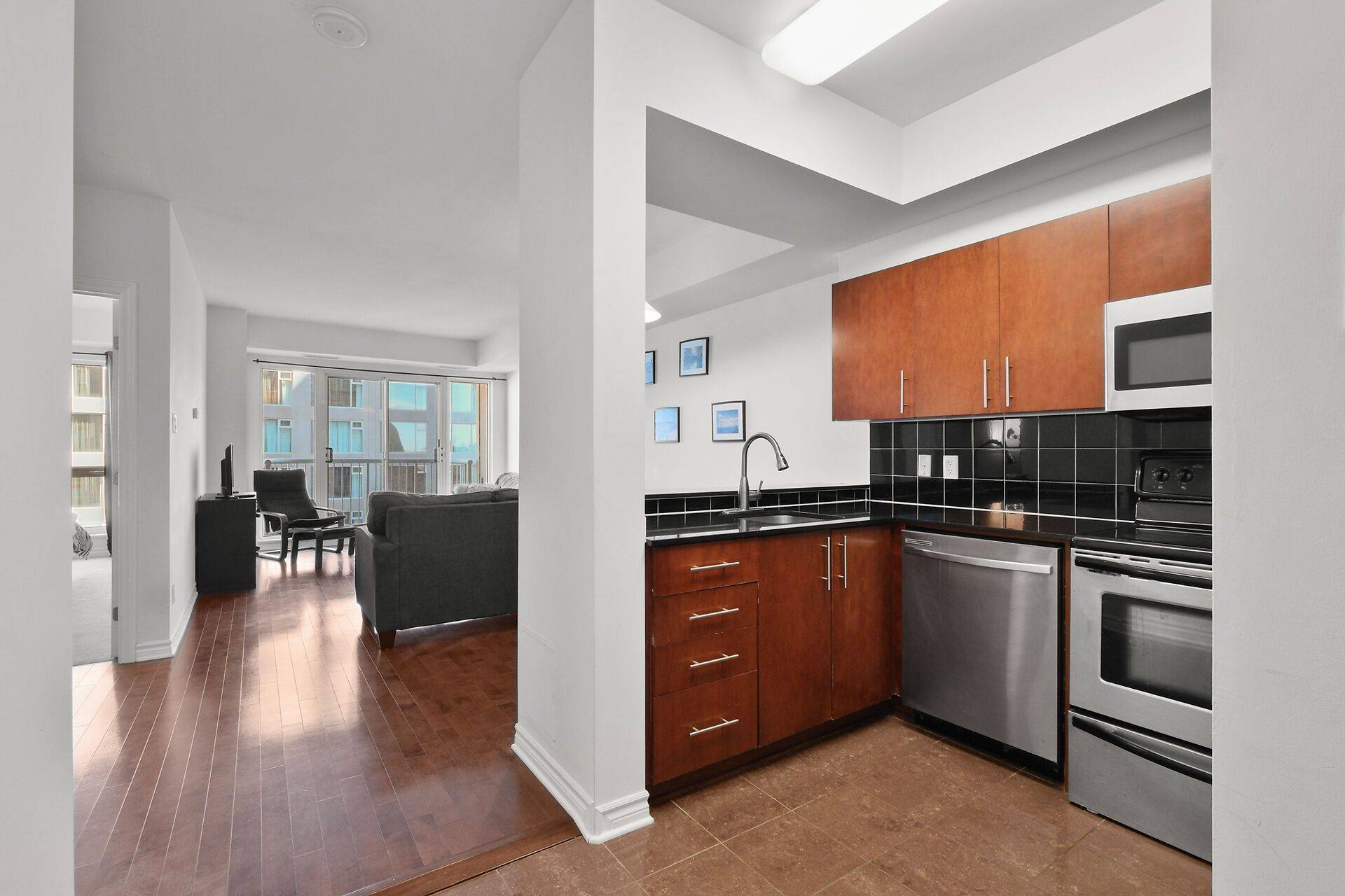 Lower Town - Sandy Hill, ON K1N 5Y1,200 Rideau ST #1202
