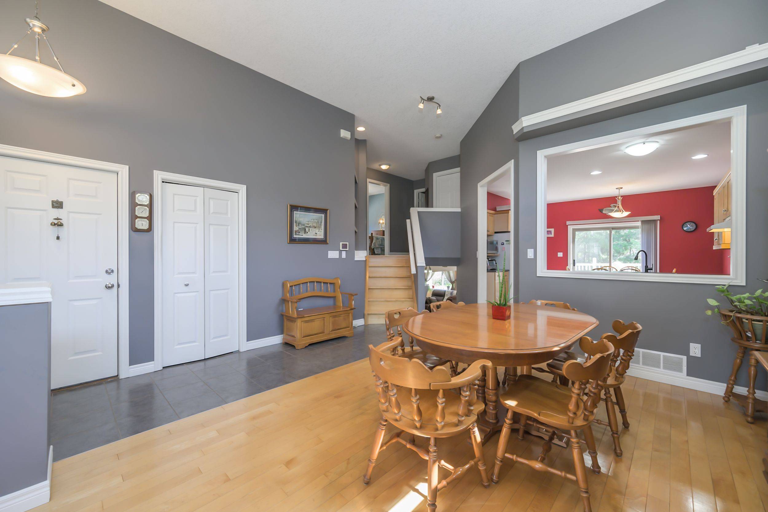 St. Thomas, ON N5R 6J4,13 Warbler HTS