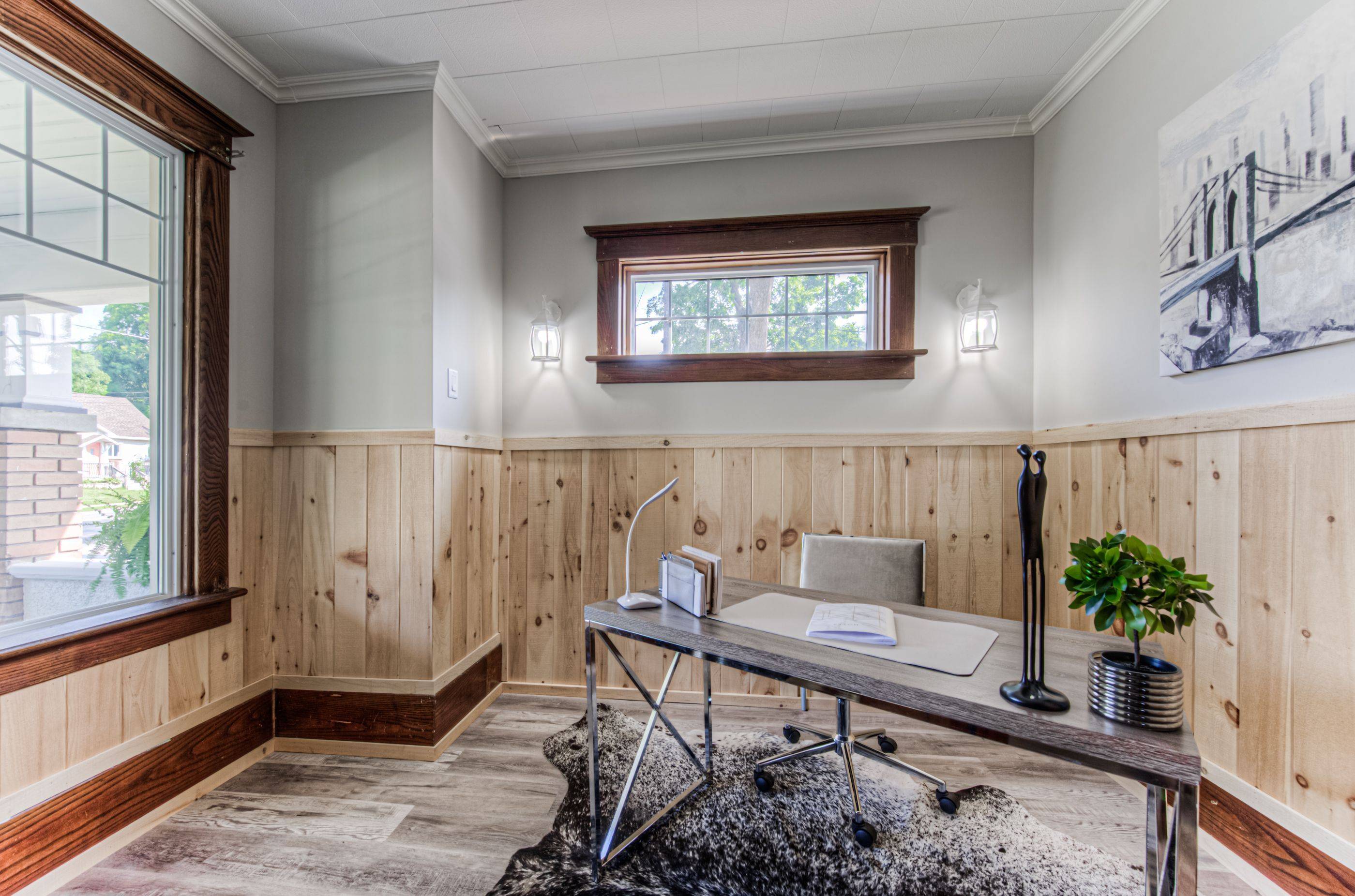 North Perth, ON N4W 1M1,690 Wallace AVE N