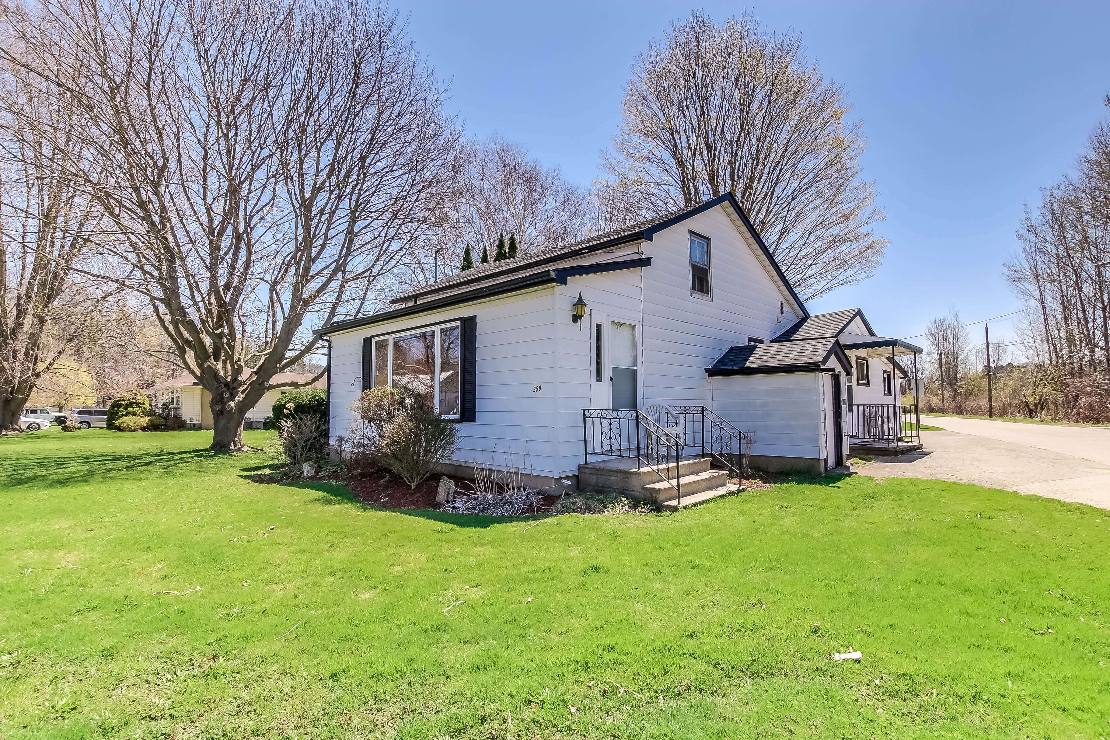 Central Elgin, ON N5L 1B5,358 WARREN ST