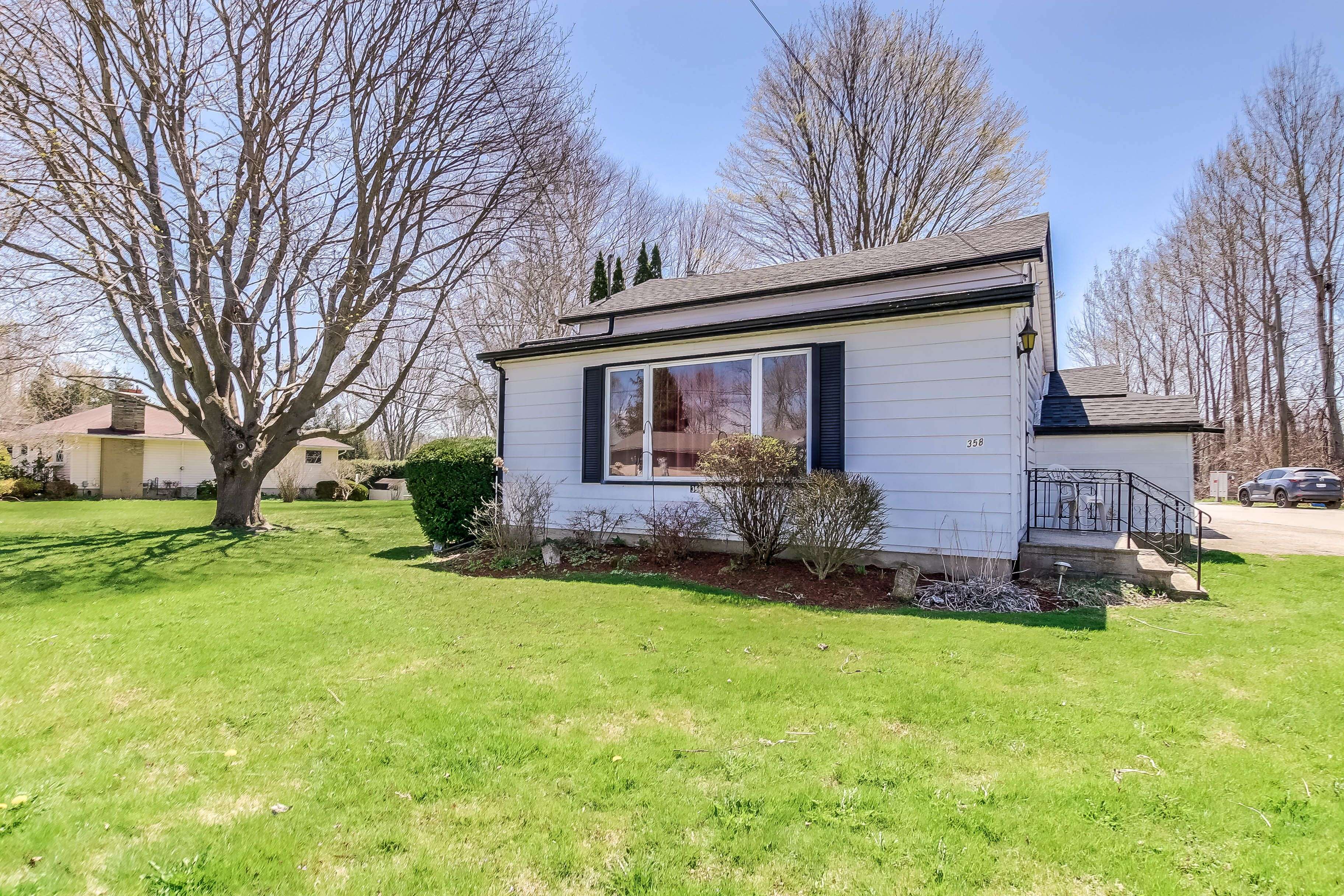 Central Elgin, ON N5L 1B5,358 WARREN ST