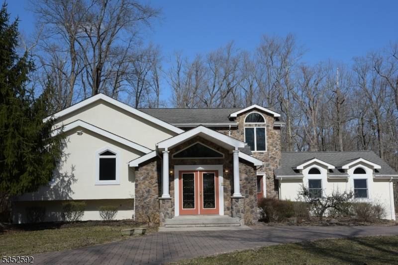 East Amwell Twp., NJ 08525,131 Lindbergh Rd
