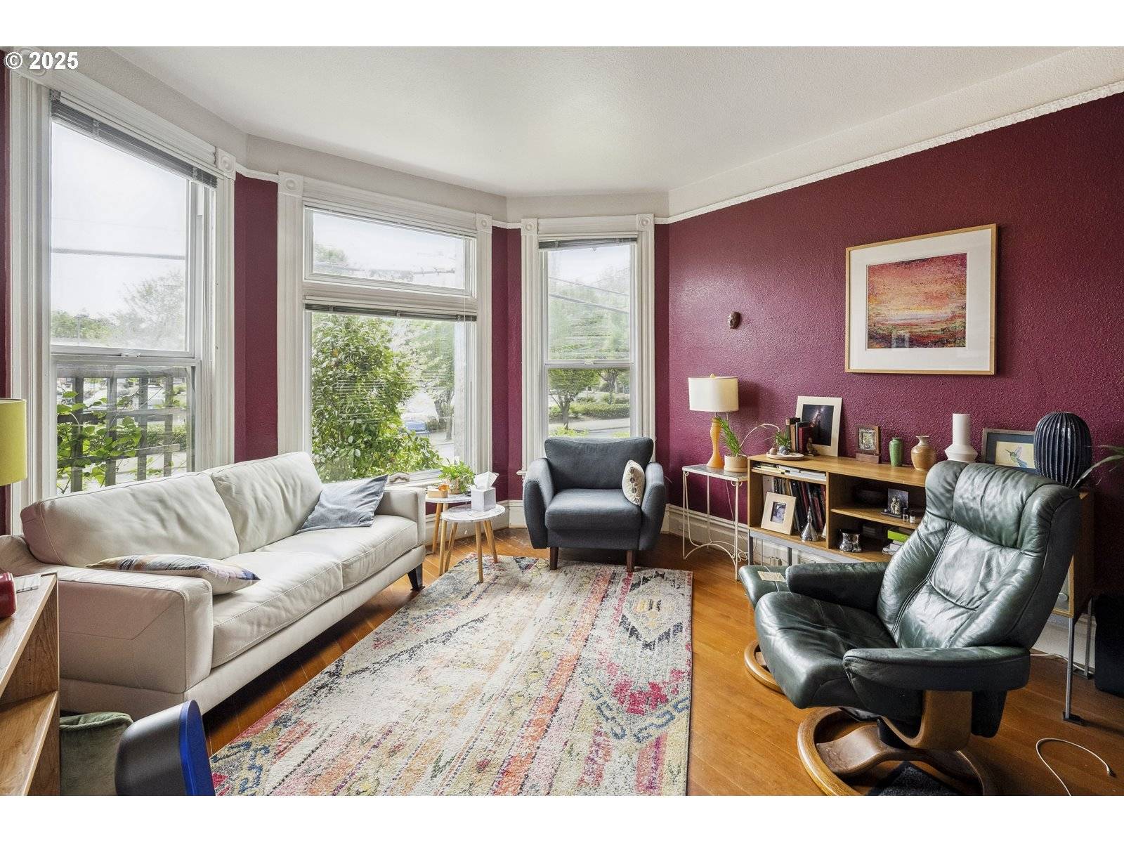 Portland, OR 97215,5525 E BURNSIDE ST