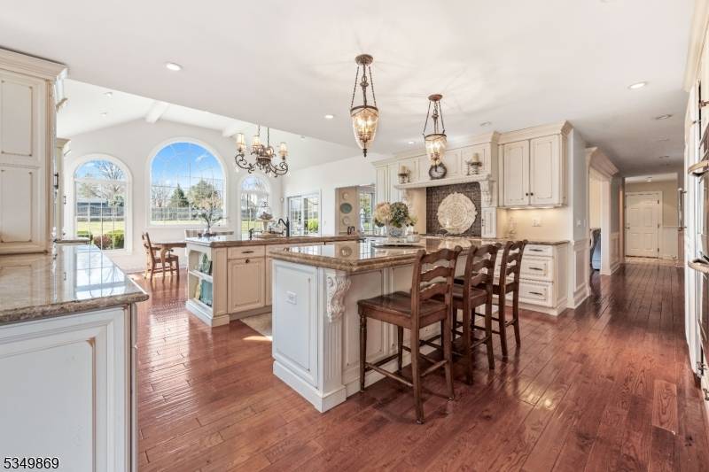 Branchburg Twp., NJ 08876,5 Hidden Ln