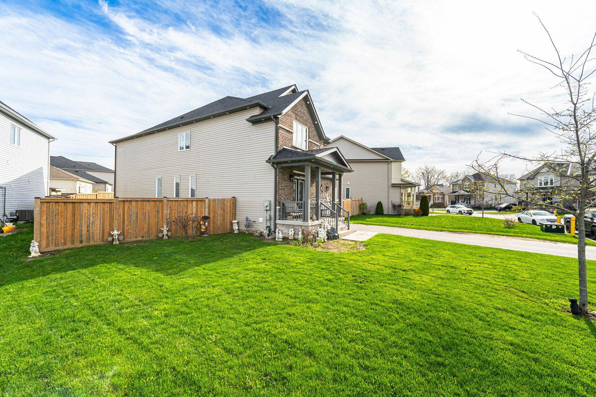Shelburne, ON L9V 3V4,284 Johnson DR