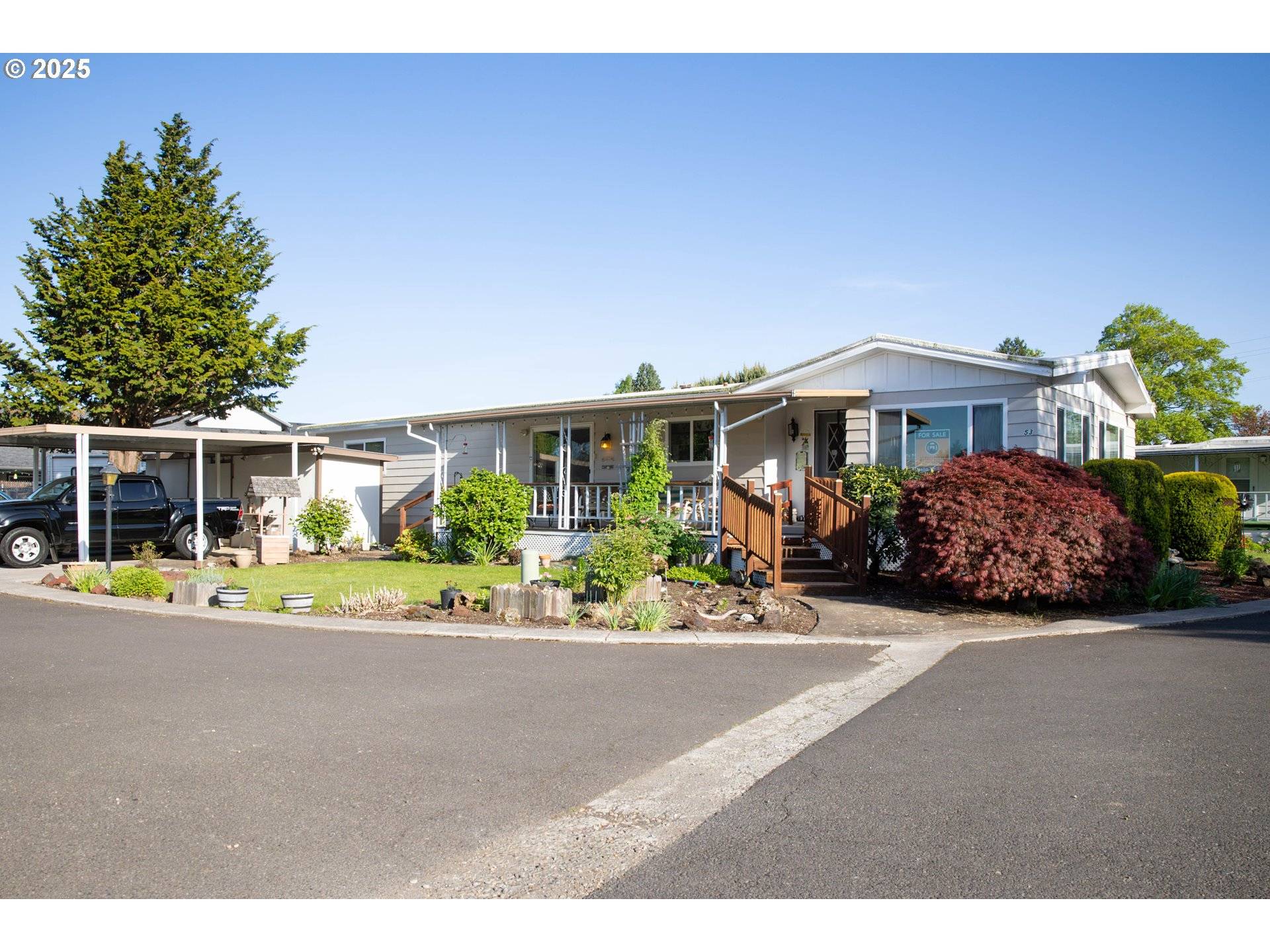 Junction City, OR 97448,1225 W 10TH AVE