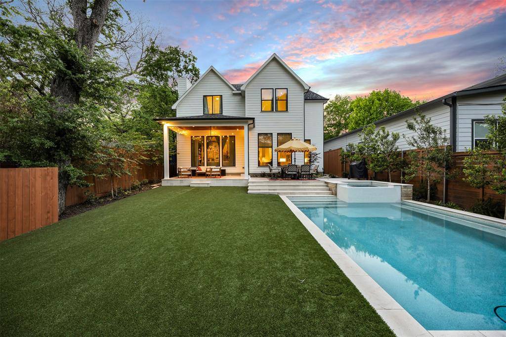 Dallas, TX 75218,8810 Groveland Drive