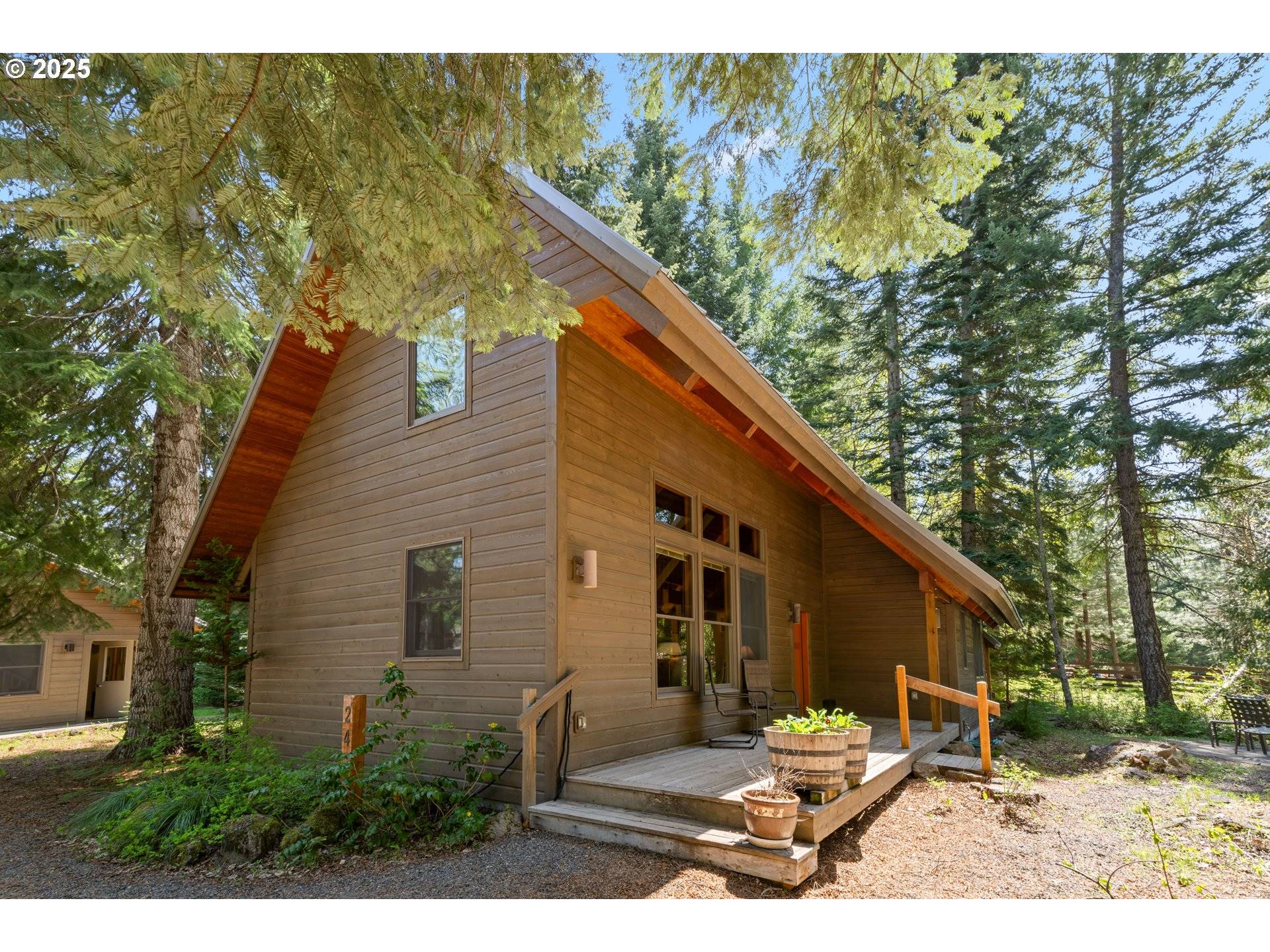 Trout Lake, WA 98650,24 GREENWOOD RD