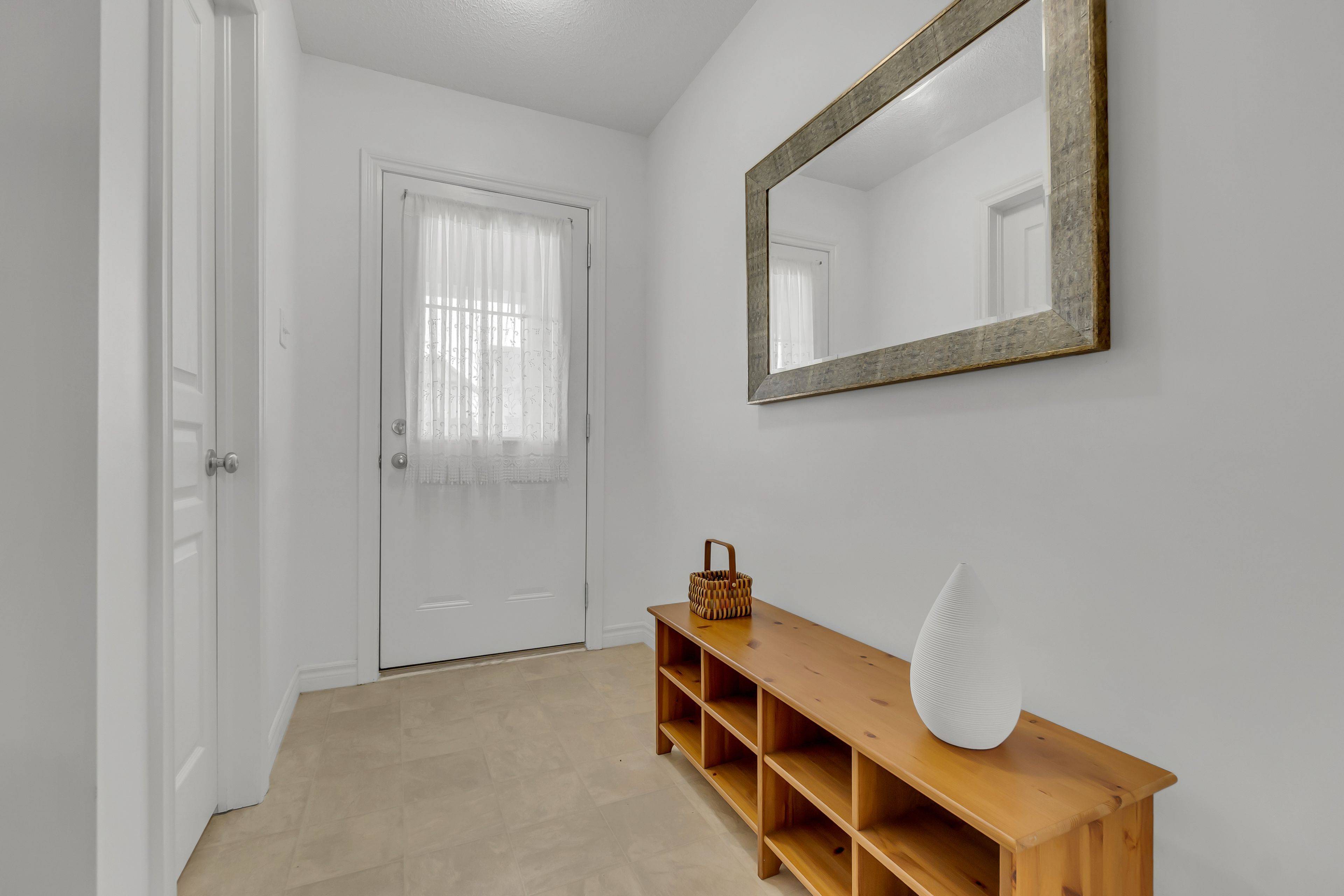 Guelph, ON N1L 0B1,20 Wilkie CRES