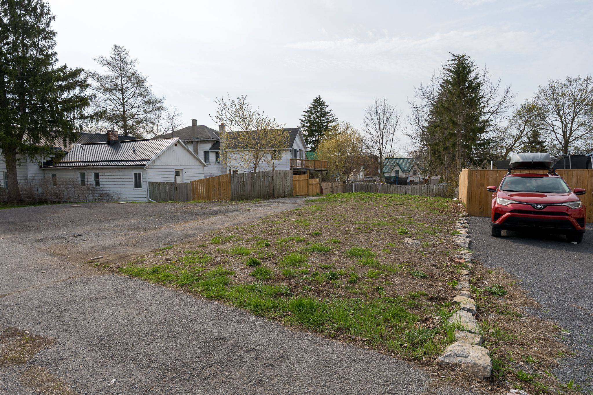 Deseronto, ON K0K 1X0,284 Dundas ST