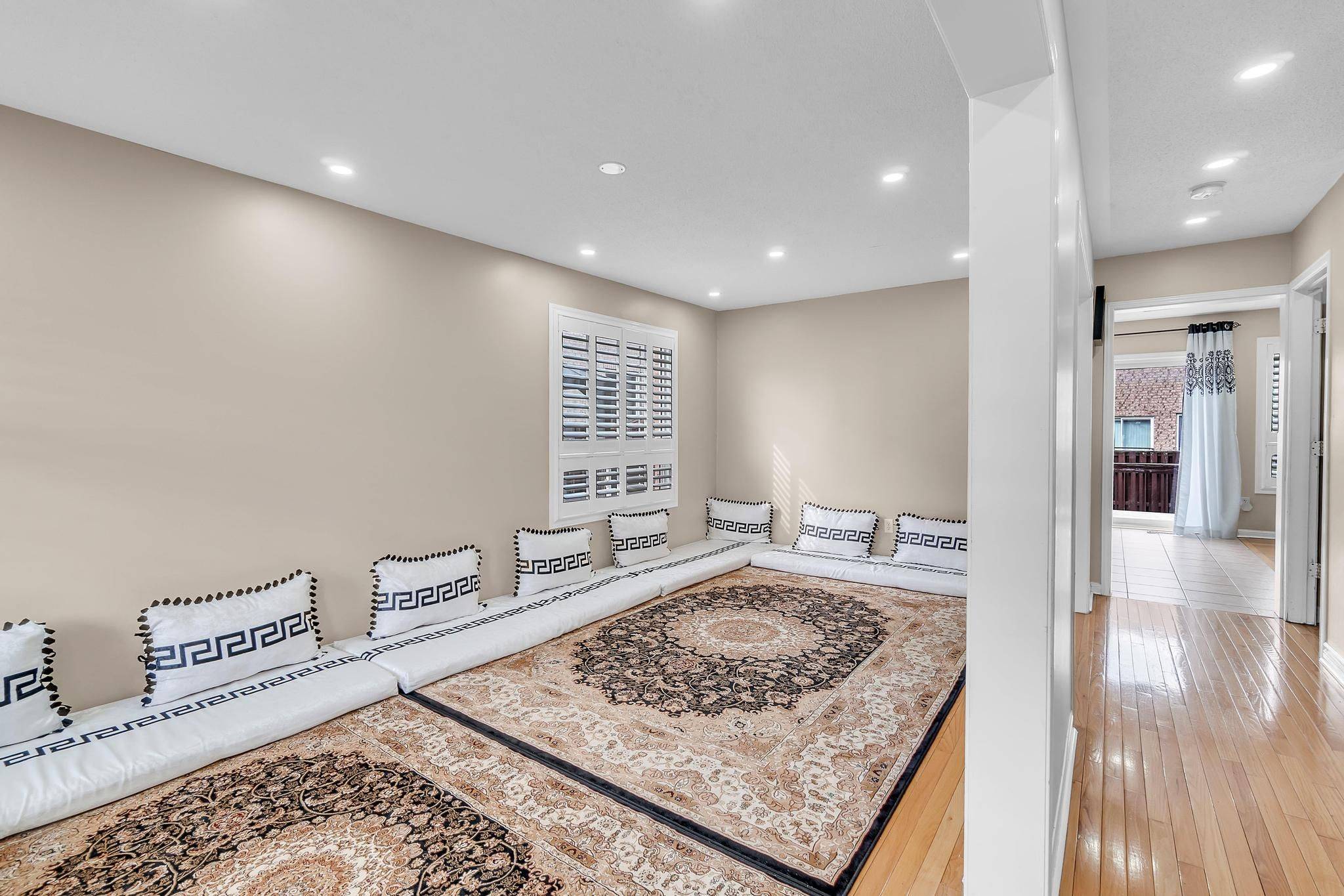 Brampton, ON L6P 2J6,19 Firwood CRES
