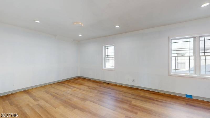 Bloomfield Twp., NJ 07003,362 Franklin St
