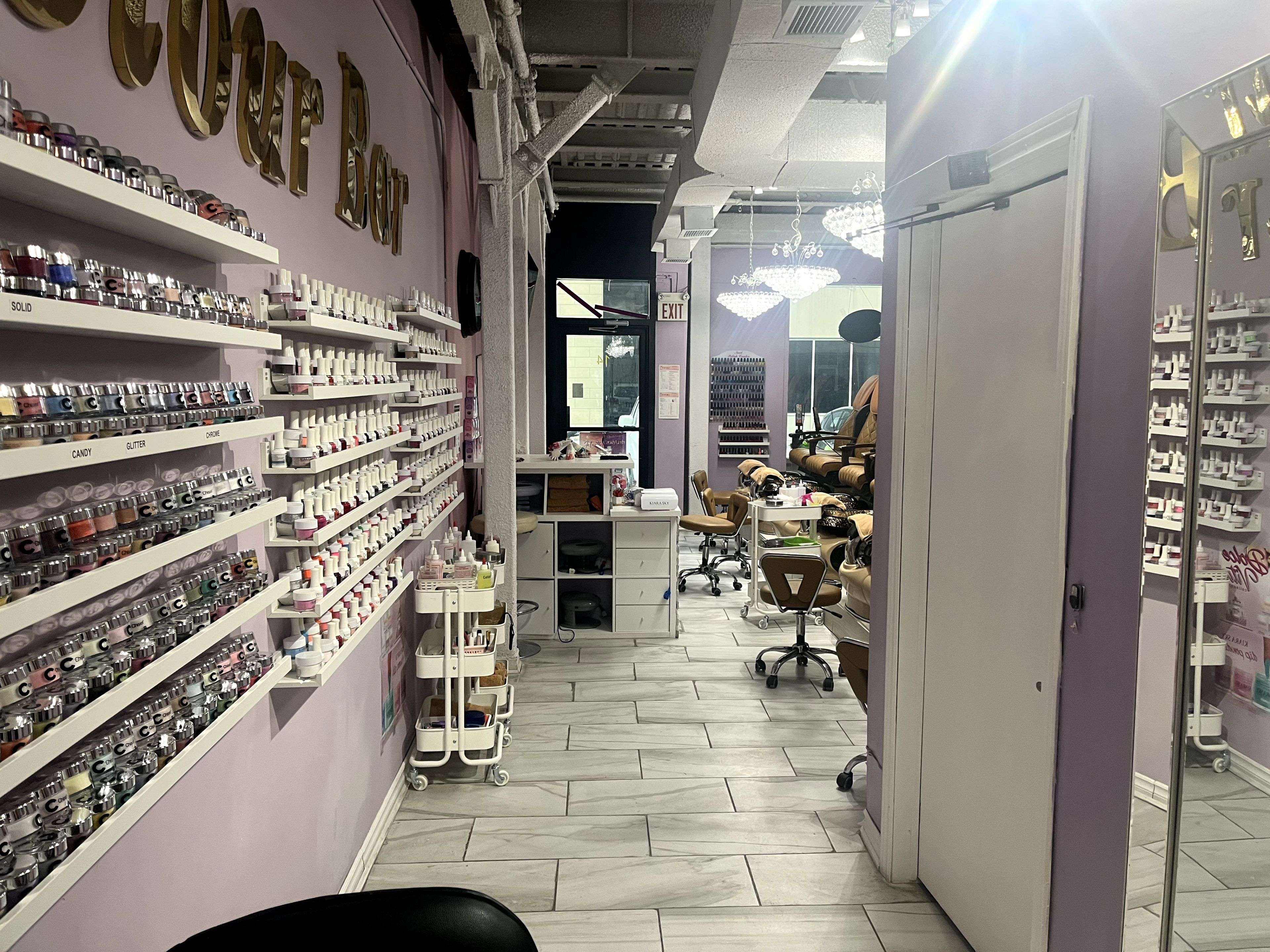 Vaughan, ON L4K 0E7,8740 Jane ST #14